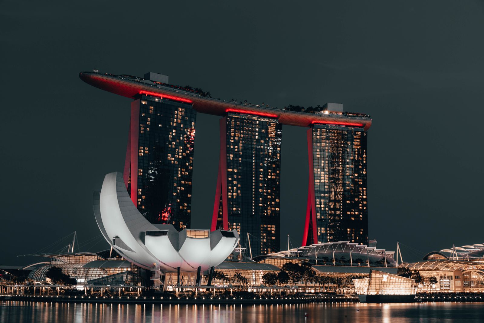 Marina Bay Sands in Singapore at night